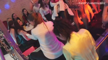 Party Hardcore Gone Crazy Vol. 27 Part 5 - Cam 1 Screencap 38 on www.sinx.com