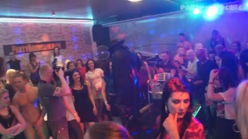 Party Hardcore Gone Crazy Vol. 27 Part 5 - Cam 1 Screencap 43 on www.sinx.com