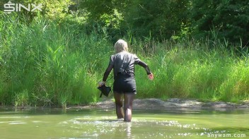 Muddy Water Catfight Leaves Babes Soaking Wet Screencap 30 on www.sinx.com