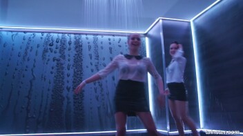 We Wanna Work It Wet! Screencap 88 on www.sinx.com