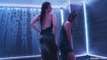 We Wanna Work It Wet! Screencap 32 on www.sinx.com