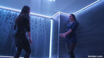 We Wanna Work It Wet! Screencap 56 on www.sinx.com