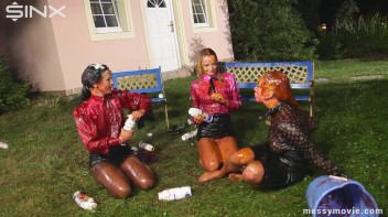 Outdoor Lesbian Food Fight Gets Real Messy Screencap 94 on www.sinx.com