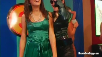 Euroslut Hotel Part 4 - Cam 4 Screencap 43 on www.sinx.com