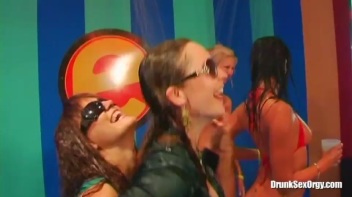 Euroslut Hotel Part 4 - Cam 4 Screencap 46 on www.sinx.com