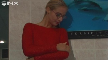 Playful Girls Put On A Wet Show! Screencap 11 on www.sinx.com