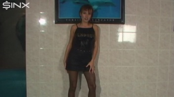 Playful Girls Put On A Wet Show! Screencap 51 on www.sinx.com