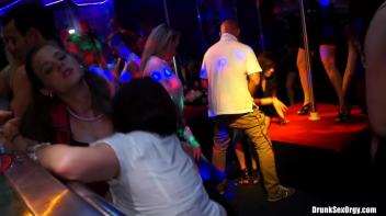 International Summer Lovin' Part 2 - Lesbo Cam Screencap 24 on www.sinx.com