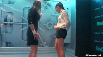 Soaked And Sexy Screencap 28 on www.sinx.com