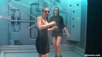 Soaked And Sexy Screencap 33 on www.sinx.com