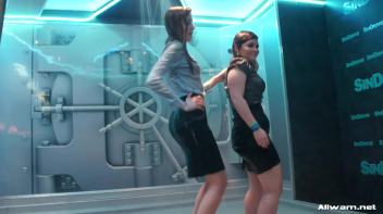 Soaked And Sexy Screencap 71 on www.sinx.com