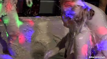Two Blondes Get Stupid In The Mud! Screencap 25 on www.sinx.com