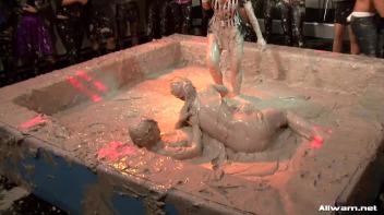 Two Blondes Get Stupid In The Mud! Screencap 77 on www.sinx.com