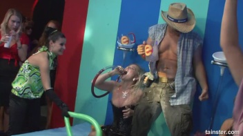 Bikini Beach Balls Part 1 - Cam 2 Screencap 74 on www.sinx.com