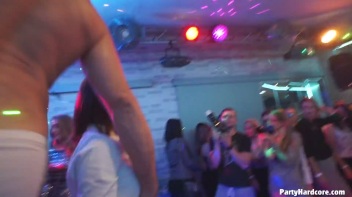 Party Hardcore Gone Crazy Vol. 31 Part 1 - Cam 3 Screencap 90 on www.sinx.com