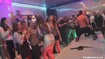 Party Hardcore Gone Crazy Vol. 31 Part 2 - Cam 2 Screencap 95 on www.sinx.com