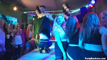 Party Hardcore Gone Crazy Vol. 37 Part 4 - Cam 1 Screencap 85 on www.sinx.com