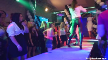 Party Hardcore Gone Crazy Vol. 37 Part 4 - Cam 1 Screencap 80 on www.sinx.com