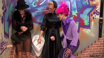 Lesbo Banged and Creamed By Teacher Screencap 11 on www.sinx.com