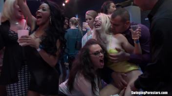 The Whores Of Wall Street Part 1 - Hardcore Cam Screencap 34 on www.sinx.com