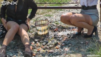Raw egg food fight between hot blondes Screencap 39 on www.sinx.com