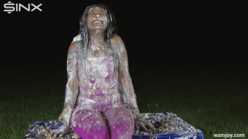Wet And Messy Birthday Celebrations Screencap 46 on www.sinx.com