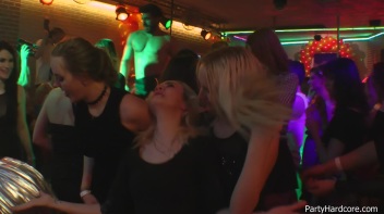 Party Hardcore Gone Crazy Vol. 39 Single Cut: Part 3 - Cam 4 Screencap 27 on www.sinx.com