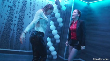 The Wetlook Vibe Is Very Alive! Screencap 66 on www.sinx.com