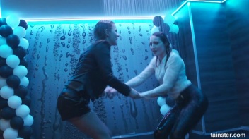 The Wetlook Vibe Is Very Alive! Screencap 68 on www.sinx.com