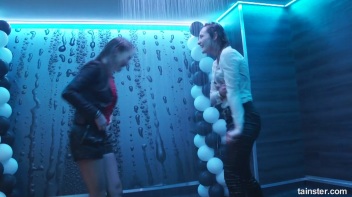 The Wetlook Vibe Is Very Alive! Screencap 79 on www.sinx.com