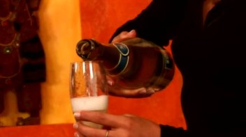 The 19th Holes Screencap 9 on www.sinx.com