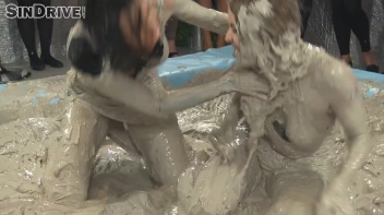 Muddy Wrestling: Real Sisters Showdown: Sheila Cooper vs. Lili Bluberry Screencap 24 on www.sinx.com
