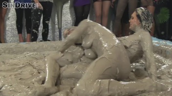 Muddy Wrestling: Real Sisters Showdown: Sheila Cooper vs. Lili Bluberry Screencap 63 on www.sinx.com