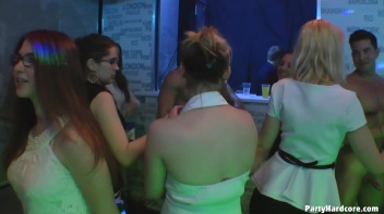 Party Hardcore Gone Crazy Vol. 11 Part 6 - Cam 4 Screencap 79 on www.sinx.com