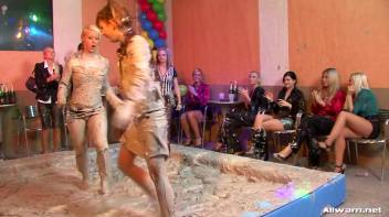 Blonde vs. Brunette Mud Battle Screencap 11 on www.sinx.com