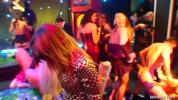 Pussy Casino Part 2 - Cam 2 Screencap 46 on www.sinx.com