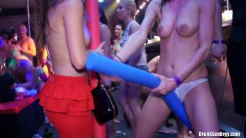 International Summer Lovin' Part 5 - Lesbo Cam Screencap 24 on www.sinx.com