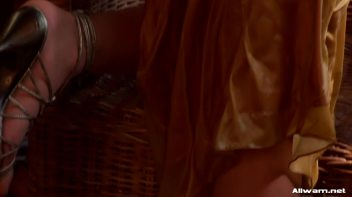 Who Needs Champagne Glasses, Anyway? Screencap 79 on www.sinx.com