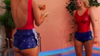 Sexy Bitches Club Gets Oily Screencap 27 on www.sinx.com