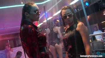 Summer Jam Bang Part 5 - Shower Cam Screencap 86 on www.sinx.com