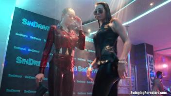 Summer Jam Bang Part 5 - Shower Cam Screencap 96 on www.sinx.com