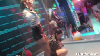 Summer Jam Bang Part 5 - Shower Cam Screencap 39 on www.sinx.com