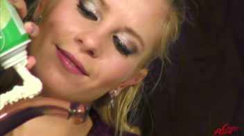 Creamy Orgasms Screencap 23 on www.sinx.com