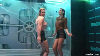 From bad girls to wet girls Screencap 29 on www.sinx.com