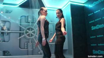 Sexy amateur chicks own the wet dancefloor Screencap 24 on www.sinx.com