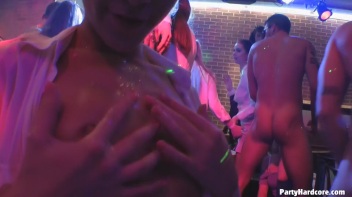Party Hardcore Gone Crazy Vol. 35 Part 9 - Cam 2 Screencap 80 on www.sinx.com