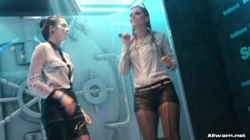 Gorgeous Shower Girls Screencap 52 on www.sinx.com