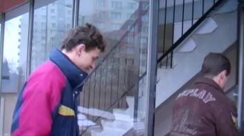 Anonymous MMF Bi Threesome! Screencap 10 on www.sinx.com