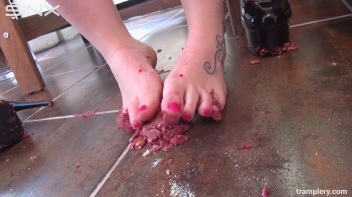 Food Trampling Fun With Heeled Hottie Screencap 56 on www.sinx.com