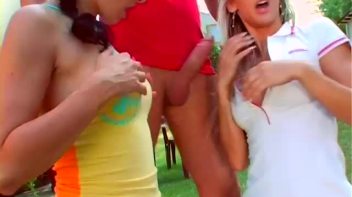 A Friendly Game of Badkitten Screencap 86 on www.sinx.com